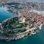 Beautiful Irma With Private Pool Near Rovinj By Wiibuk