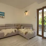 Beautiful Irma With Private Pool Near Rovinj By Wiibuk Golas