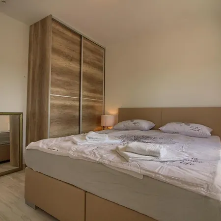 Beautiful Irma With Private Pool Near Rovinj Villa Golas