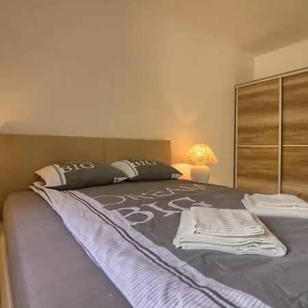Beautiful Irma With Private Pool Near Rovinj