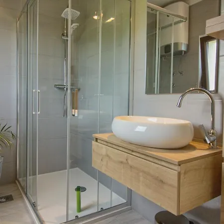 Villa Beautiful Irma With Private Pool Near Rovinj