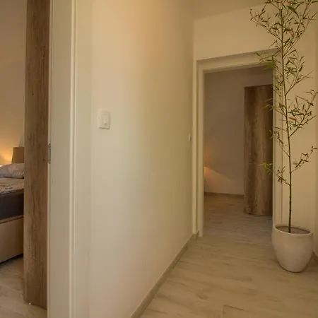 Beautiful Irma With Private Pool Near Rovinj Golas