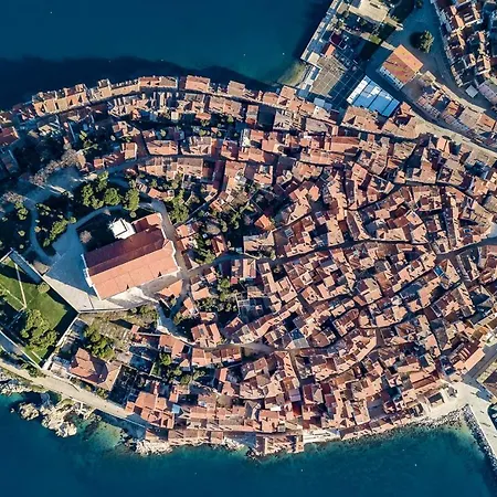 Beautiful Irma With Private Pool Near Rovinj Villa